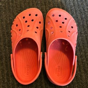 Kids crocs j3 in faded red